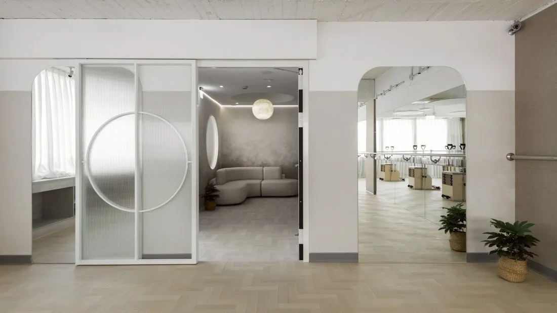 LINE_ALBUM_東區_250502_7